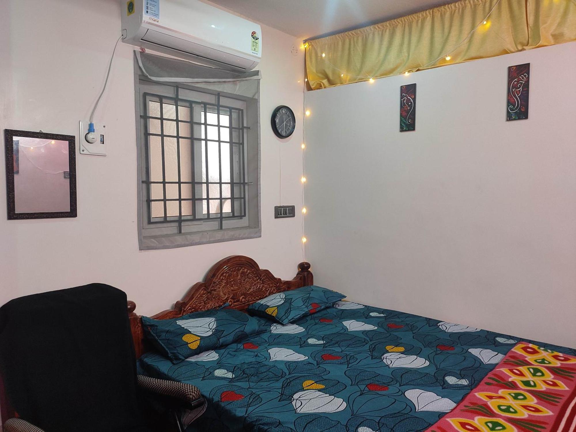Blue Diamond Apartment Chennai Ngoại thất bức ảnh