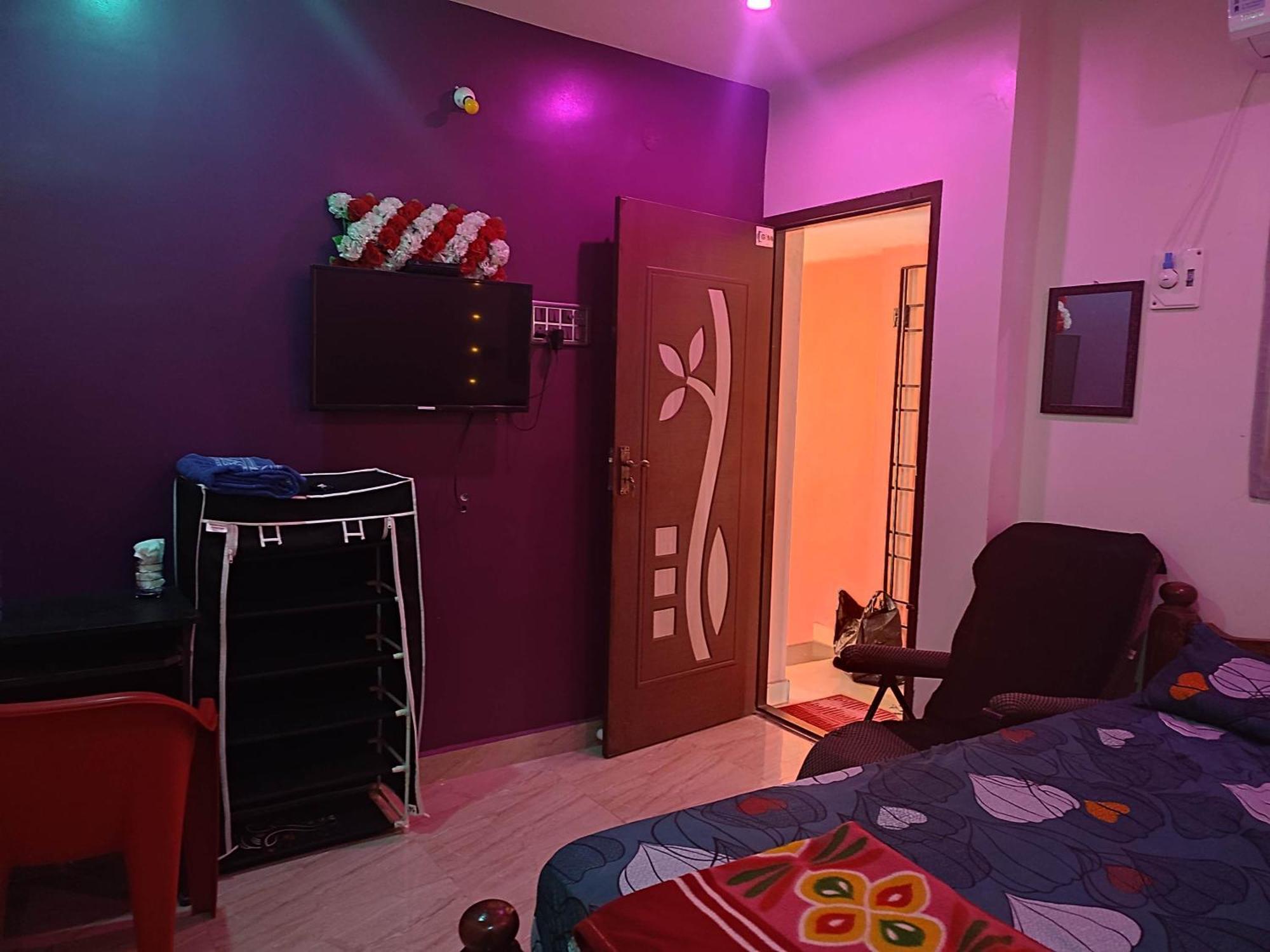 Blue Diamond Apartment Chennai Ngoại thất bức ảnh